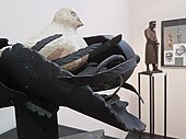 Wiesław Adamski, "Une colombe" exposition In Memoriam au Musée régional de Szczecinek.jpg