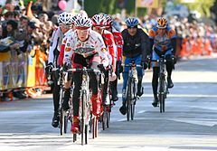 Routley an der Spitze einer Gruppebei der Tour of California 2009