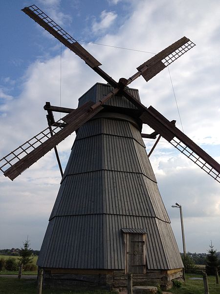 File:Wind Mill.JPG