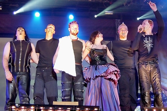 The band formation during the tour. From left to right: Stephen van Haestregt, Jeroen van Veen, Ruud Jolie, Sharon den Adel, Martijn Spierenburg, Robe