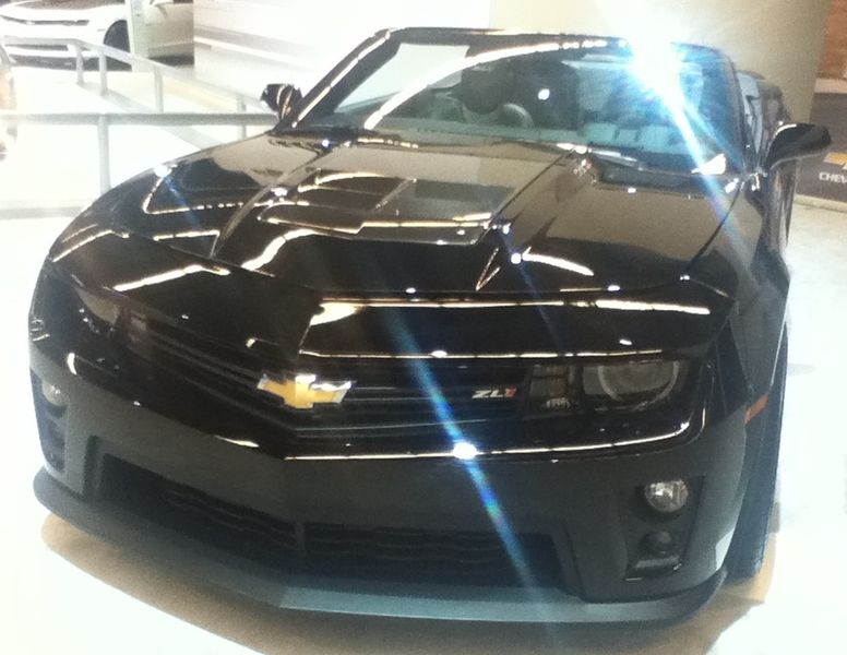 File:'15 Chevrolet Camaro ZL1 Convertible (MIAS '15).JPG