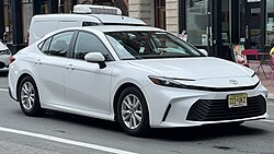 Toyota Camry LE (seit 2024)