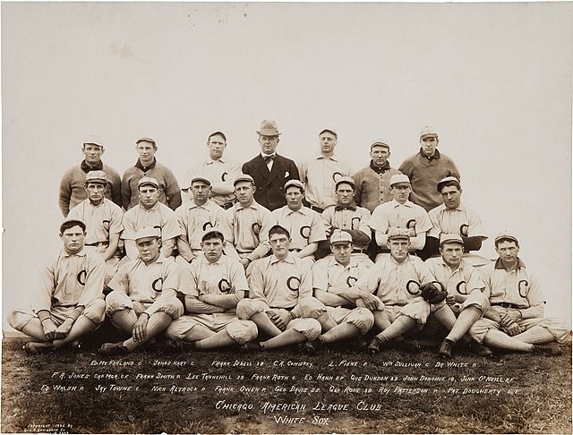 This photo shows the outfield crew for the 1917 Chicago White Sox. From  left to right ( Nemo Le…