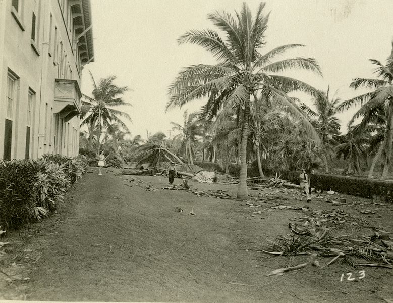 File:1944 hurricane effects in Key West MM00017072x (15293673238).jpg