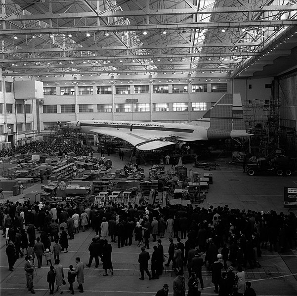 File:28.01.68 Concorde présenté aux Toulousains (1968) - 53Fi2285.jpg