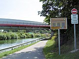 Véloroute de la Somme : accès du halage à Péronne.