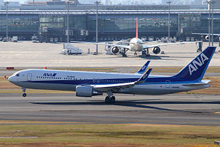 File:ANA B767-300ER(JA620A) (5317831723).jpg - Wikimedia 