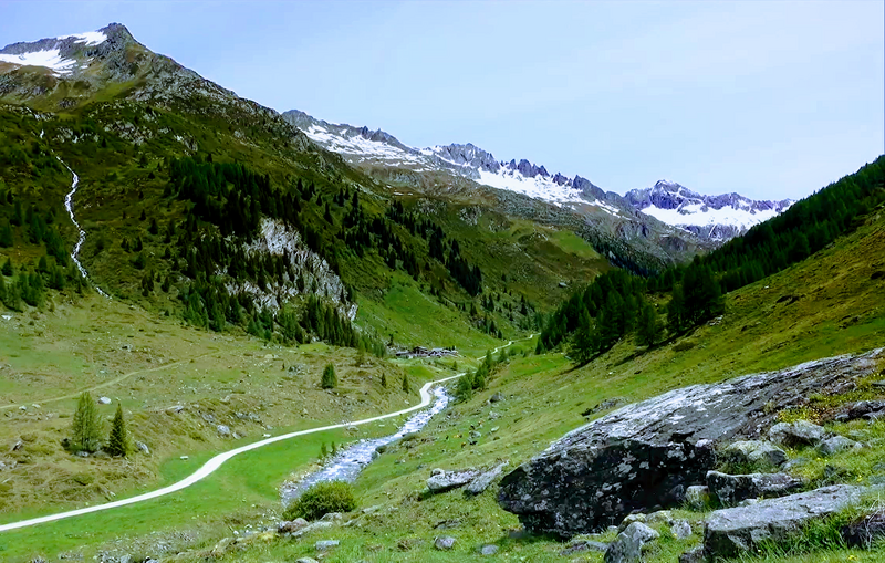 File:Ahrntal mit Adleralm (52807281780).png