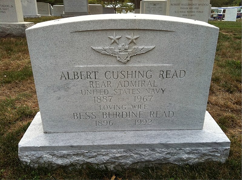 File:Albert C. Read and Bess Burdine Read.jpg