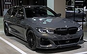 Frontansicht Alpina B3 Touring Allrad auf der Auto Zürich 2021