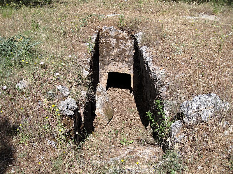 File:Armeni Friedhof 23.JPG