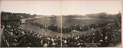 Bennett Park on October 12, 1907, during a World Series game between the Detroit Tigers and Chicago Cubs BennetPark.jpg