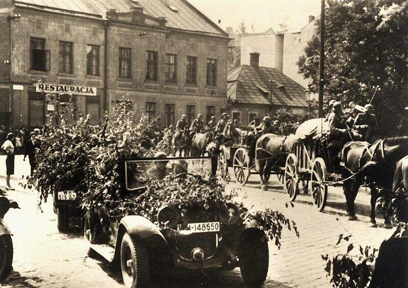 File:Bielsko-Biała, Wkroczenie wojsk niemieckich w dniu 3 września 1939 r. - fotopolska.eu (52898).jpg