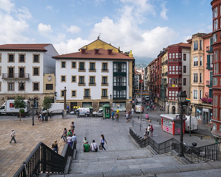 File:Bilbao - Plaza Unamuno 01.jpg