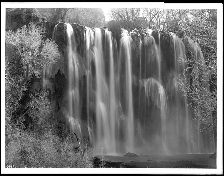 File:Bridal Veil Falls, Cataract Canyon, Havasu, Arizona, ca.1900 (CHS-4684).jpg