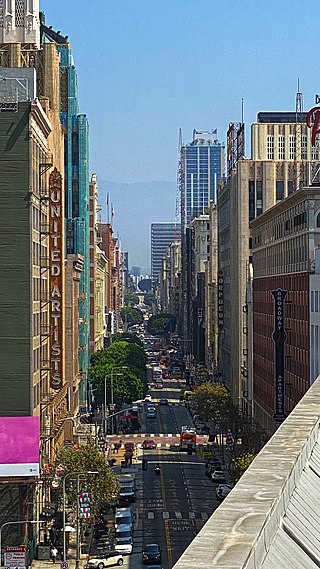 <span class="mw-page-title-main">Broadway (Los Angeles)</span> Department stores list in Los Angeles