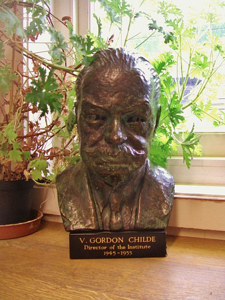 The bronze bust of Childe by Marjorie Maitland Howard[186] has been kept in the library of the Institute of Archaeology since 1958.[187] Childe thought it made him look like a Neanderthal.[188]