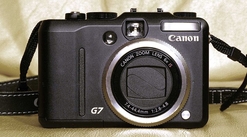 File:Canon-G7--w.jpg