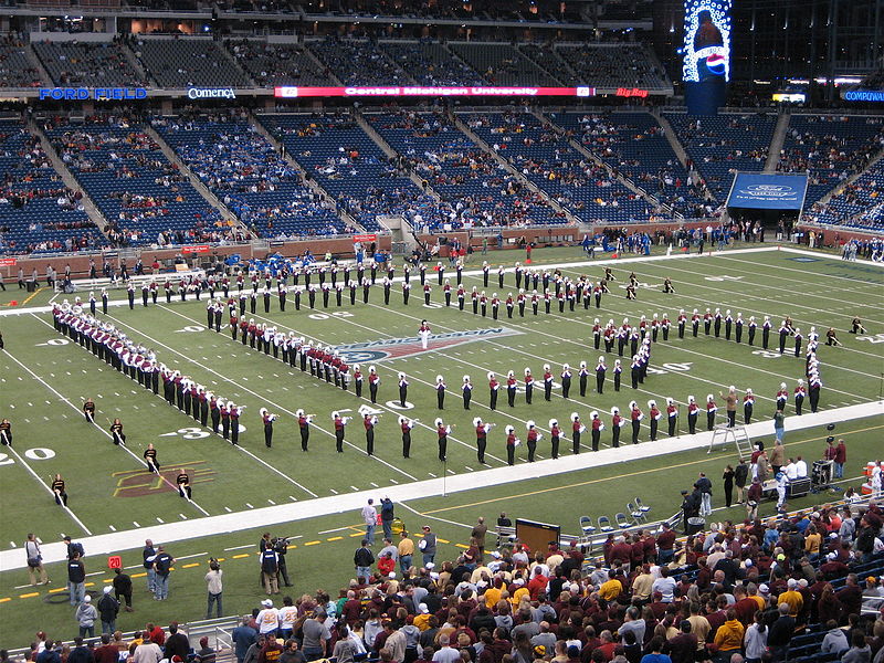 File:Central Michigan band at the 2006 Motor City Bowl.jpg