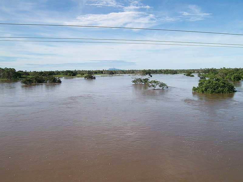 File:Cheia do Rio Acaraú e a Serra do Mucuripe em Morrinhos - panoramio.jpg