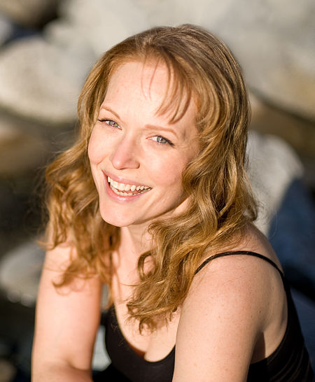 Chelah Horsdal.jpg