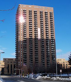 Churchill Apartemen Minneapolis 1.jpg