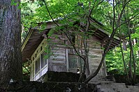 中宮祈願殿　合祭殿雄山大神を始めとする立山山中36社の神が合祀されている。