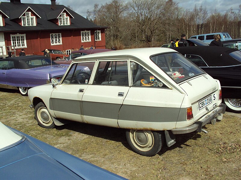 File:Citroën Ami 8 (4528077735).jpg