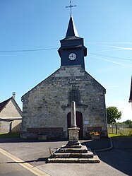 The church in Crèvecœur-le-Petit