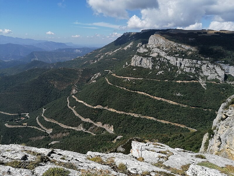 File:Col de Rousset - Drôme - route station.jpg