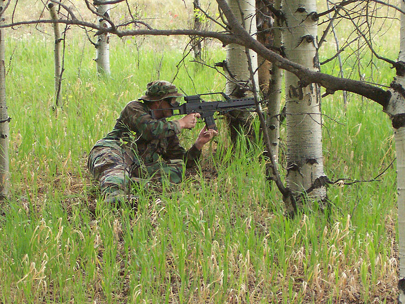 Gamme airsoft: répliques d'armes à billes et équipement