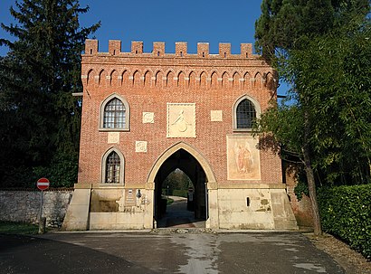 Come arrivare a Castello Bissari Sforza Colleoni con i mezzi pubblici - Informazioni sul luogo
