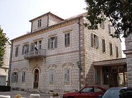 Provinciehuis Imotski.JPG