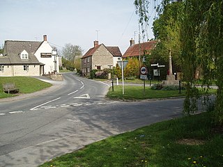 <span class="mw-page-title-main">Crawley, Oxfordshire</span> Human settlement in England