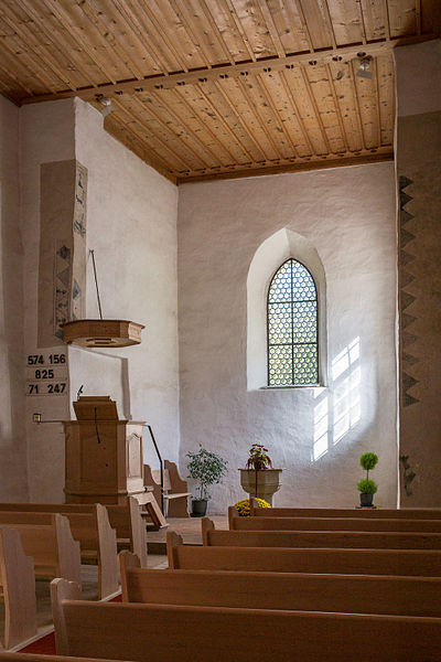 File:Därstetten, Kirche Schattseite 03.jpg