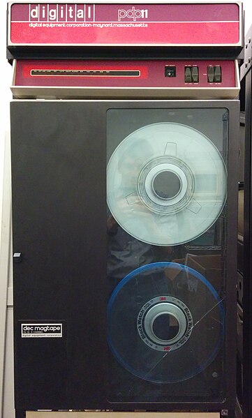 File:DEC TU10 tape drive.jpg