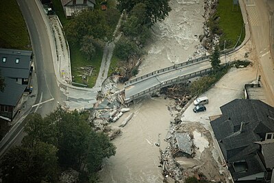 Slika:Destroyed bridge in Stahovica (2023).jpg