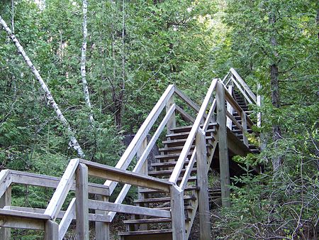 Devil's Den stairway