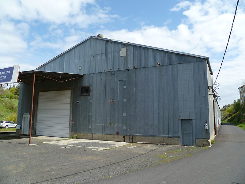 File:Dumas seed company warehouse south facade.JPG