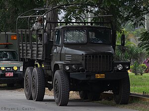 Грузовик 48. Грузовик «Dongfeng» eq240. Dongfeng eq2081. Dongfeng военный грузовик. Донг Фенг eq240.