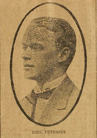 Portrait d'un jeune homme vue de profil.