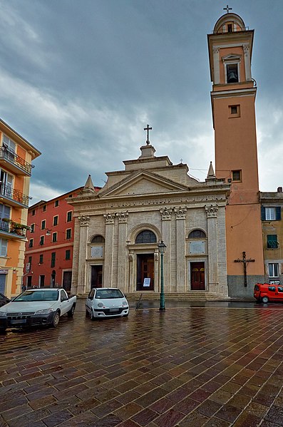 File:Facciata della chiesa di San Giacomo - panoramio.jpg