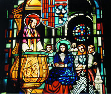 Een glas-in-loodraam in de kathedraal