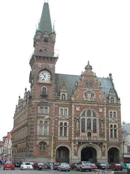 File:Frydlant Rathaus.JPG