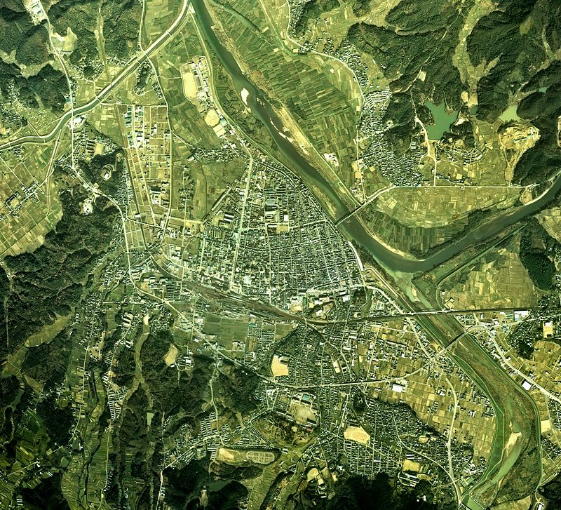 ファイル:Fukuchiyama city center area Aerial photograph.1975.jpg 