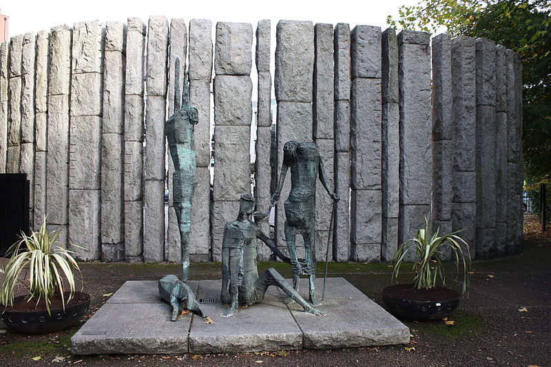 File:Great Famine Memorial, Dublin, October 2010 (01).JPG