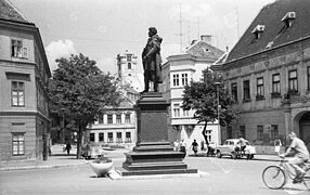 Statuo pri Karolo Kisfaludy fare de Lajos György Mátrai