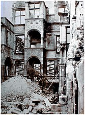 L'hôtel en ruines en 1940.
