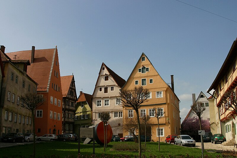 File:Hafenmarkt Nördlingen TRS 040418 046.jpg