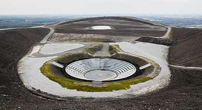 14/01: Amfiteatre construït sobre una muntanya de residus minerals a Bottrop (Alemanya)